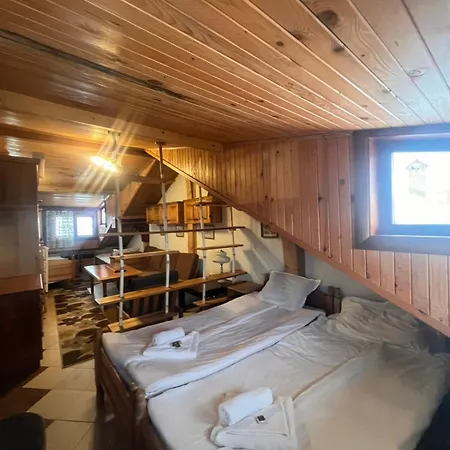 Dumanova House Guest house