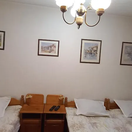 Dumanova House